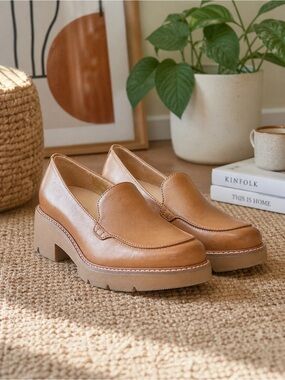 Naturalizer Cabaret Lug Sold Loafer sz 8.5 Chunky Platform comfort Slip on